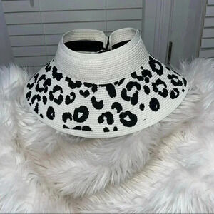 NWT MUDD PIE LEOPARD BOW VISOR